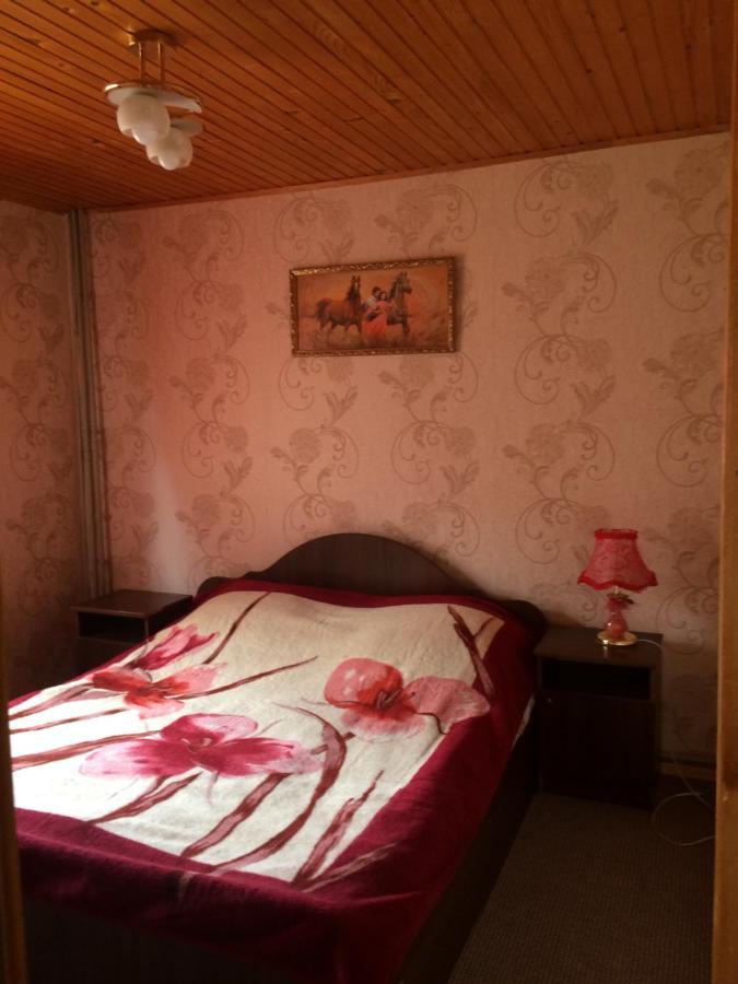 U Pana Ivana Jaremče Esterno foto