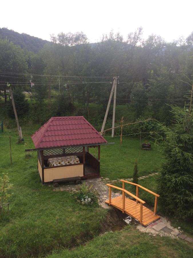 U Pana Ivana Jaremče Esterno foto