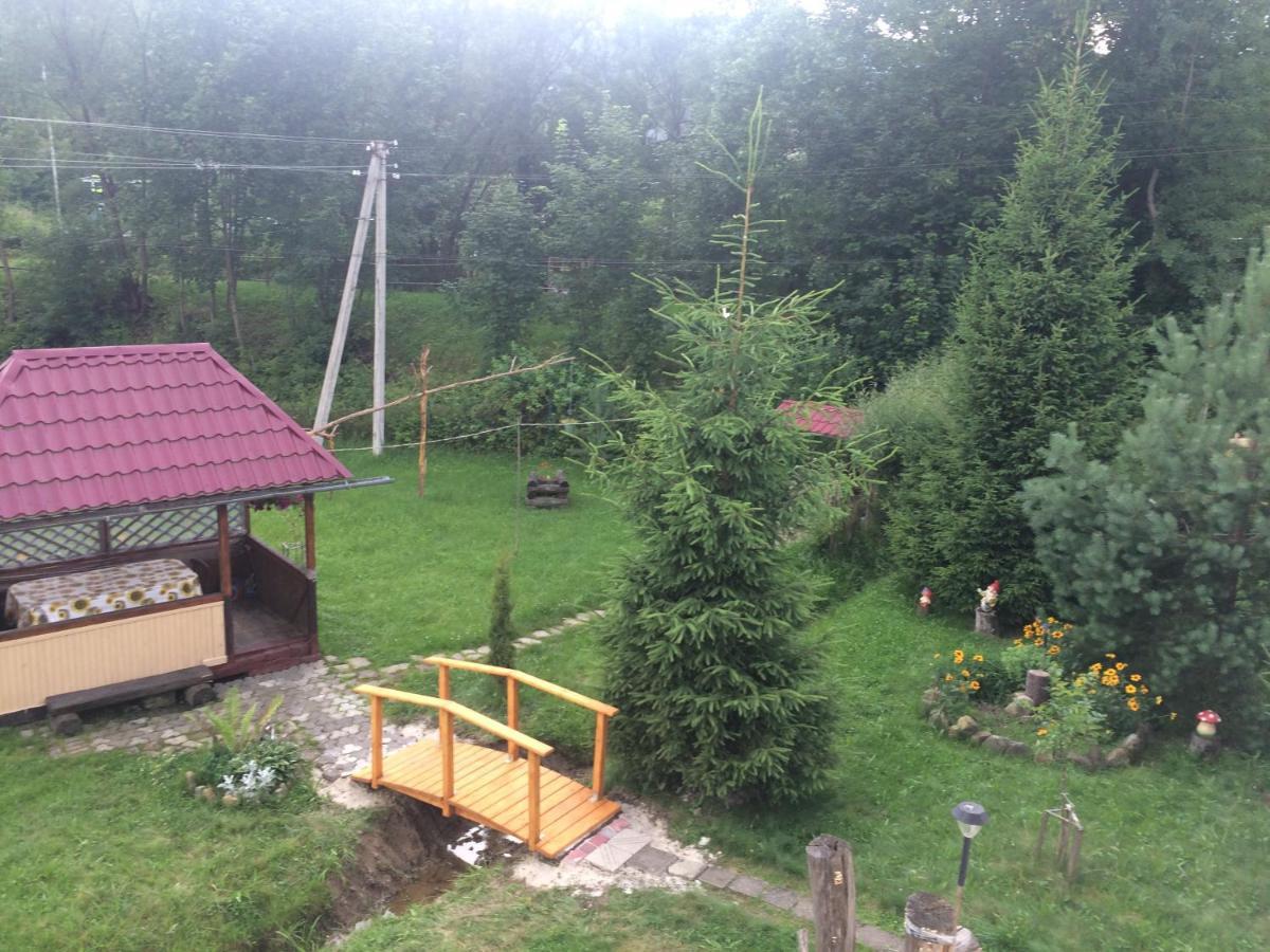 U Pana Ivana Jaremče Esterno foto