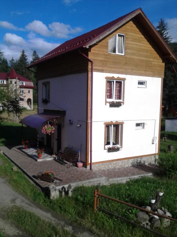 U Pana Ivana Jaremče Esterno foto